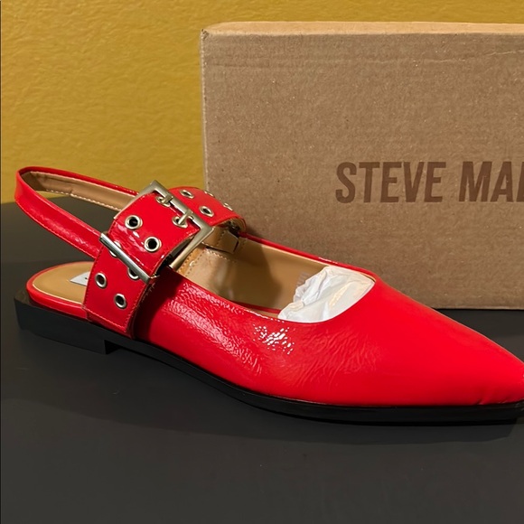 Steve Madden Red Slingback Shoes - Picture 2 of 9